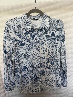 Big Dart Blue & White Damask Paisley Button Down Blouse